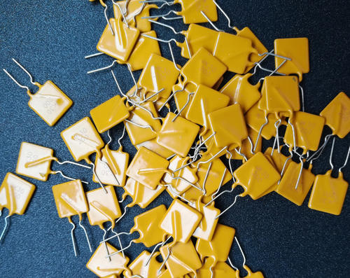 自恢復(fù)保險(xiǎn)絲擁有自動恢復(fù)功能